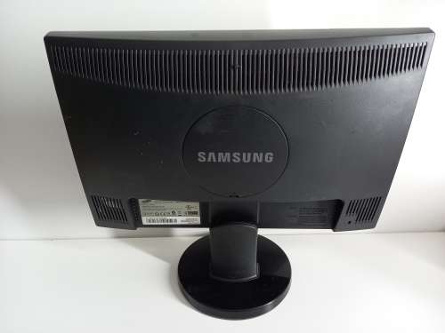[Bonus For Winner] 19-inch Samsung SyncMaster 943NWX Monitor