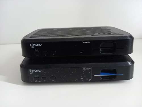 Store Liquidation | 2 x DSTV HD Decoders | Model 4U | Tested & Comes On With Display
