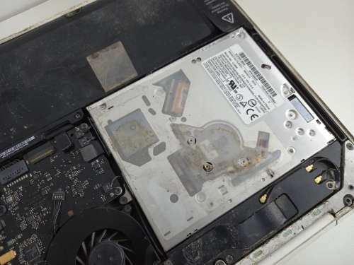 [Low Shipping] Apple MacBook | Even If It Sell For R20, It Must Go Today!!!