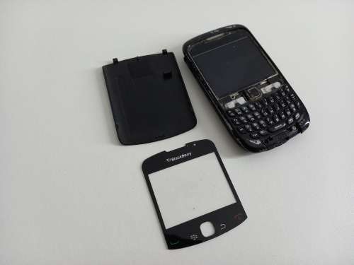 2 Phones Bundle | Blackberry 8520 & One Unknown Brand Phone | One Buyer Takes All