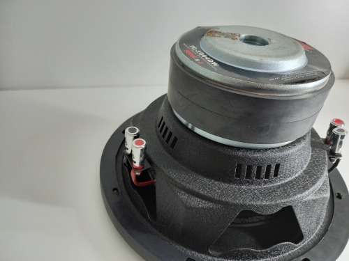 10-inch Targa TG-1004DW Subwoofer 5000w & Solid Wooden Box [Retail: R2000]