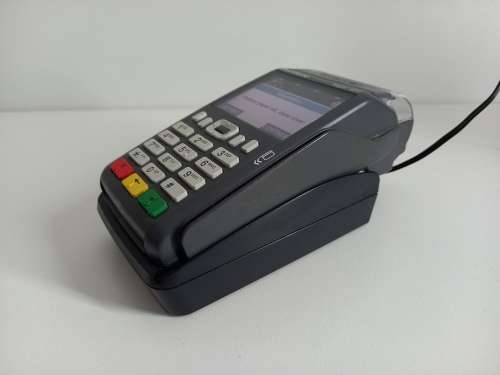 [Retail: R3500] Verifone Card Machine Magic M-4 With Charging Base & Power Adapter | R30 Shipping