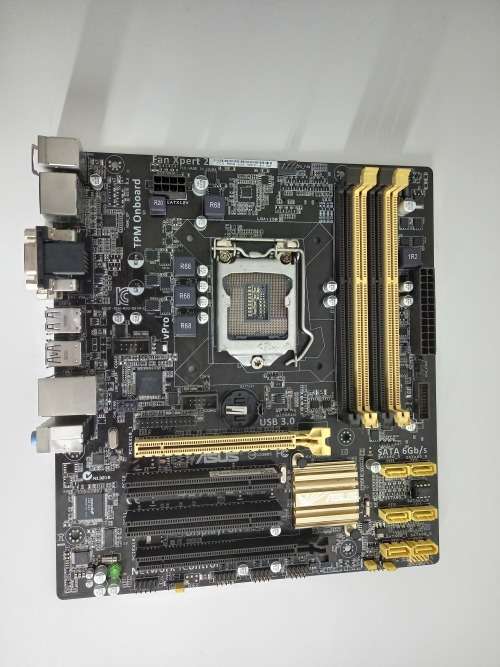 ASUS Q87M-E Motherboard | LGA1150 | 4th Gen Support | DDR3 Support | 2 x Caps Missing
