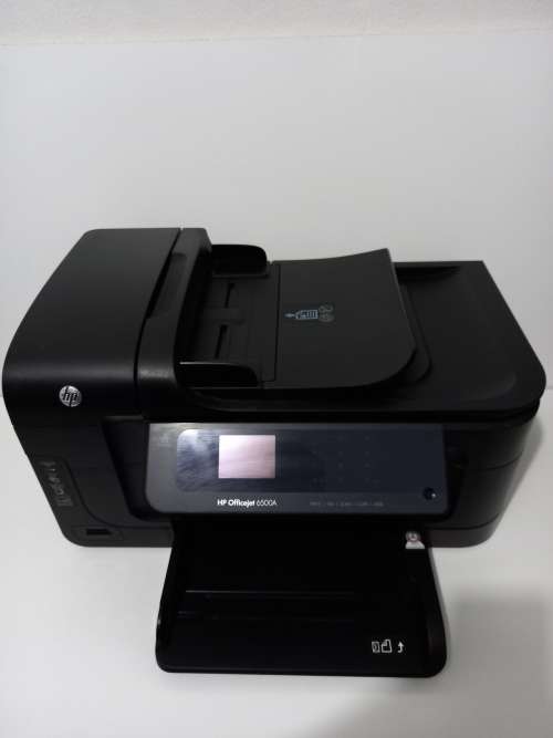 Retail: R5270 | HP Officejet 6500A All-in-One Printer | Powers On | Ideal For Parts/Spares