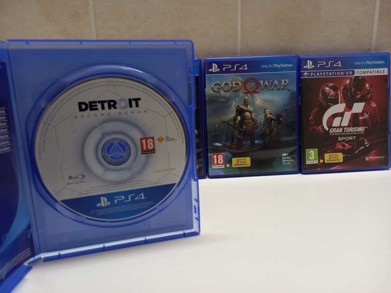 Fire Sale - Reduced To R999 | 4 x Pristine Condition Original PS4 Games + One FREE Bonus Game!