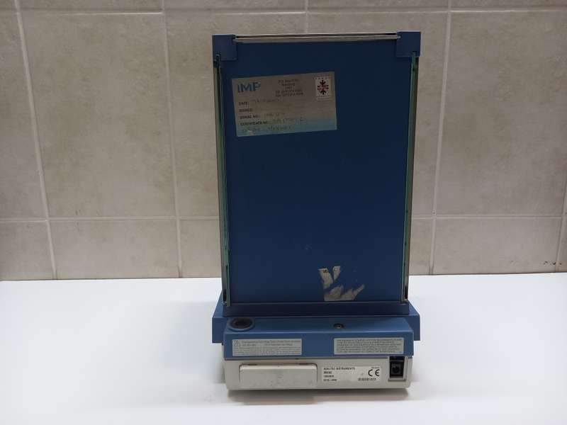 Retail: R9166 | ScalTech SBC 32 Precision Scale | Glass Side Panels | Weigh Min 0.01g | No Power