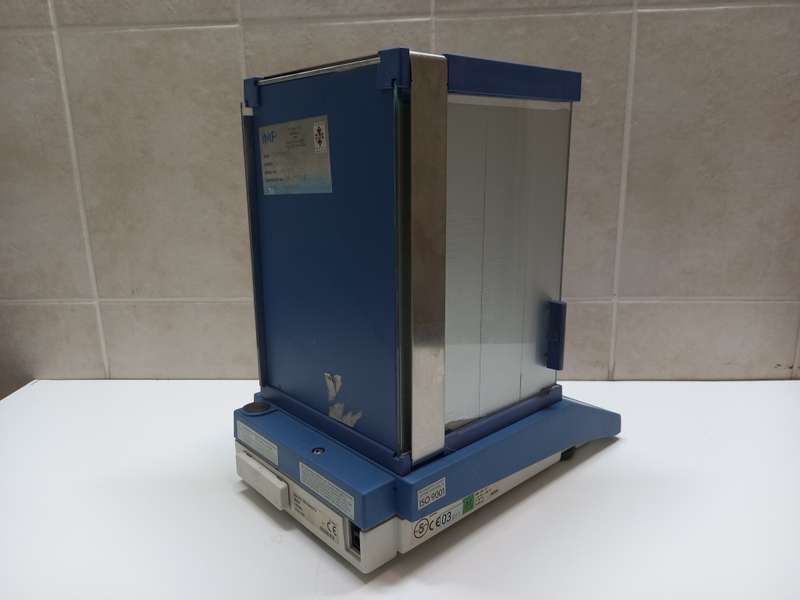 Retail: R9166 | ScalTech SBC 32 Precision Scale | Glass Side Panels | Weigh Min 0.01g | No Power