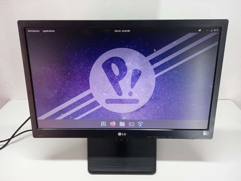 Verified Tested | 18.5-inch LG LED Monitor + Power Cable + VGA Cable | 1366 x 768 | Ready To Ship