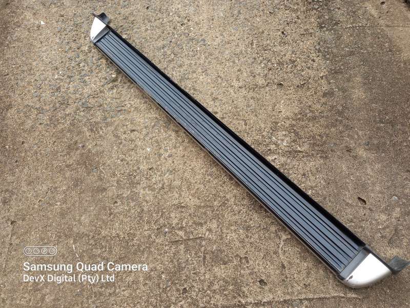 1.95m Single Side Step Excalibur For Vans/Bakkies - Silver & Black - Est Retail Upto R5800