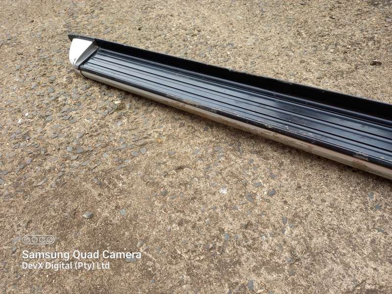 1.95m Single Side Step Excalibur For Vans/Bakkies - Silver & Black - Est Retail Upto R5800