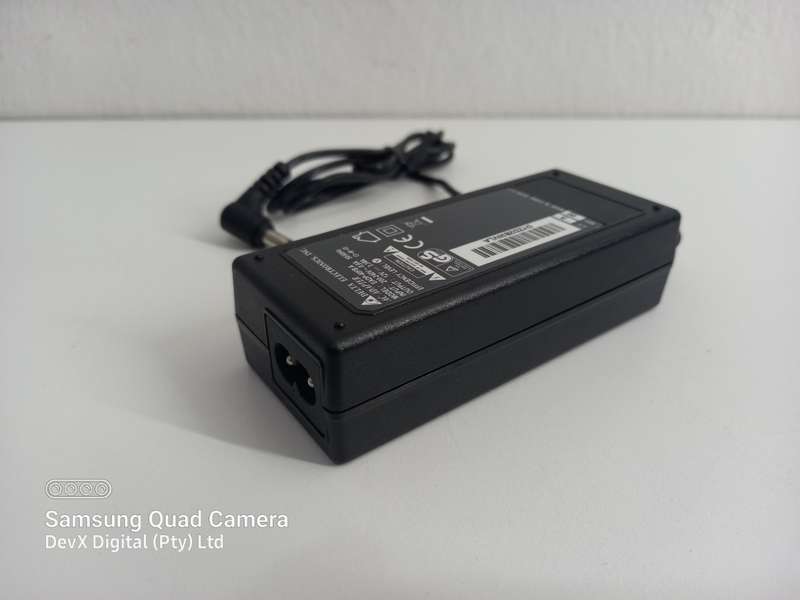 12V Delta Charger For Laptops, Routers, Media Players + More - 12V/2.5A/30W - Brand New