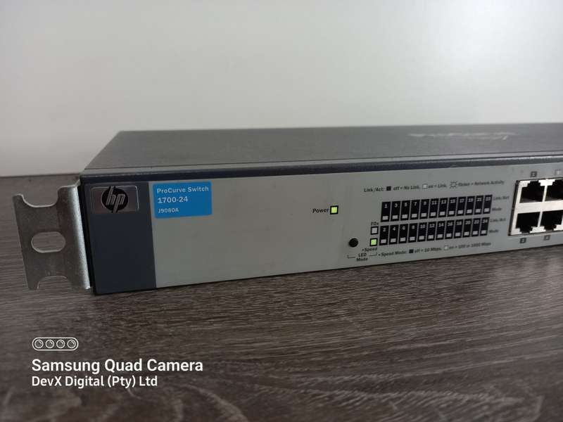 Verified Tested - 24 Port HP ProCurve 1700-24 Ethernet Switch - Rack-mountable + Power Cable