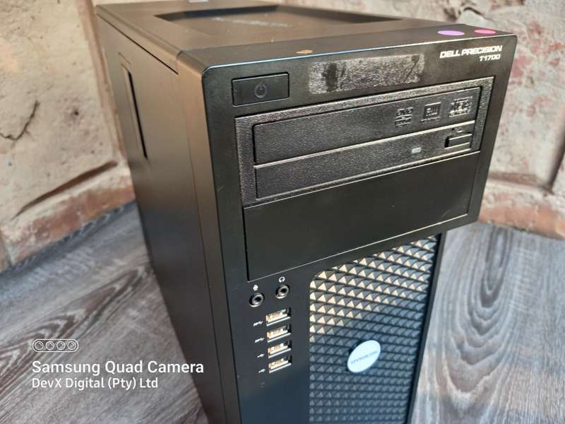 Dell Precision T1700 Workstation - 3.50GHz - 8GB Ram - 1TB - Intel Xeon Quad Core