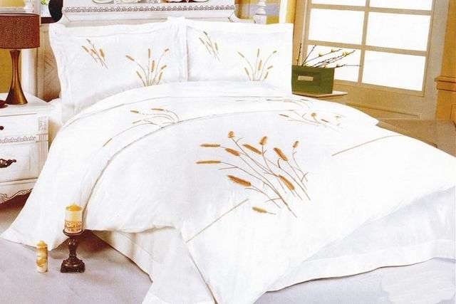 White Imported 6 Piece Quality Bed Linen - Double bed- Duvet Set
