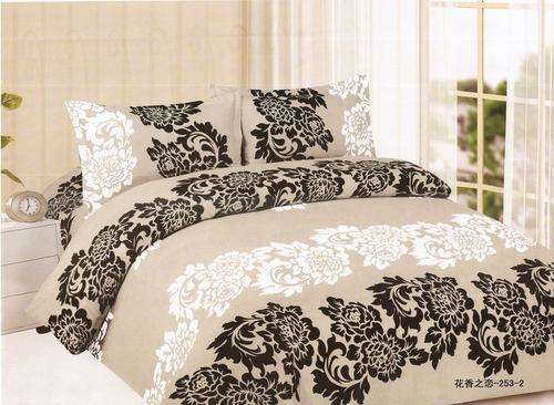 6 Piece - Seersucker Cotton Feel - Bed Linen - Double Bed Size- Duvet Cover Set