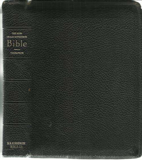 The New Chain Reference Bible-Thompson (Leatherette cover)