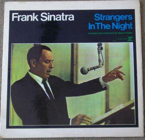 Frank Sinatra-Strangers in the night   (Vinyl Lp)