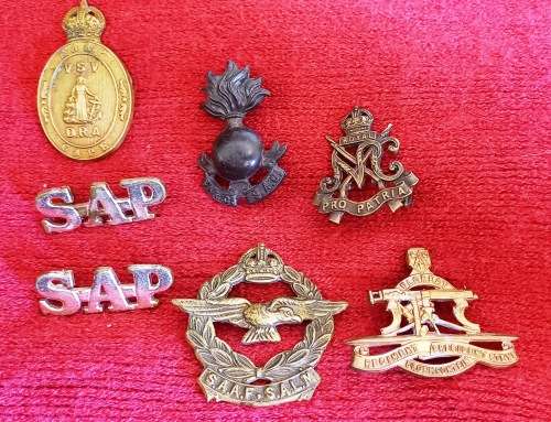 Mixed South African Military Badges (some without pins lugs and 1 re-lugged) Please see photos