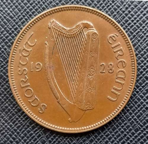 Ireland 1 Penny 1928 Uncirculated Bronze Coin - Irish Harp - Hen with Chicks