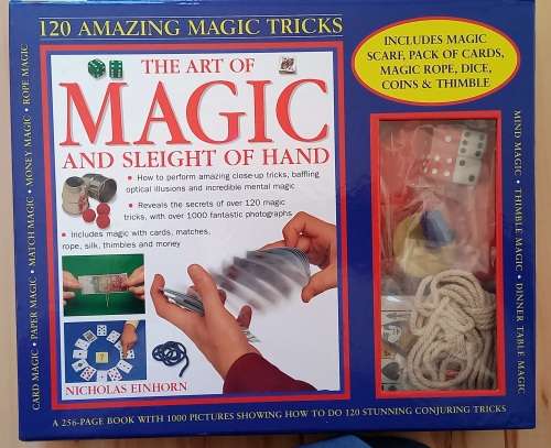 Magic Book as new !! 120 Tricks