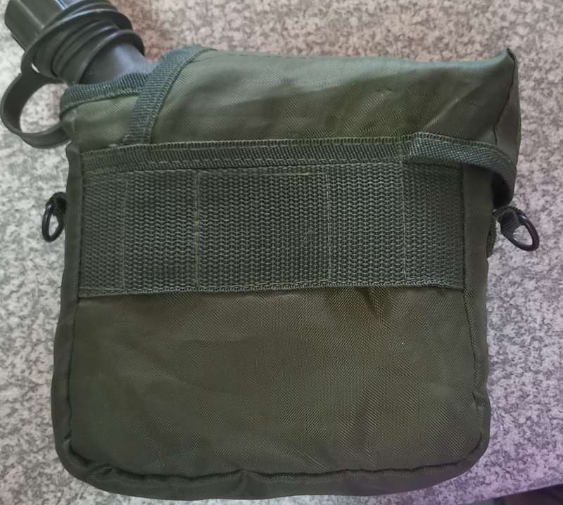 US Army 2 and a Quarter Pint water Bottle