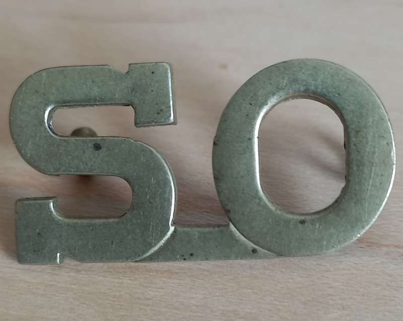 South Africa School Cadets Student Officer  Shoulder title. White metal great condition.
