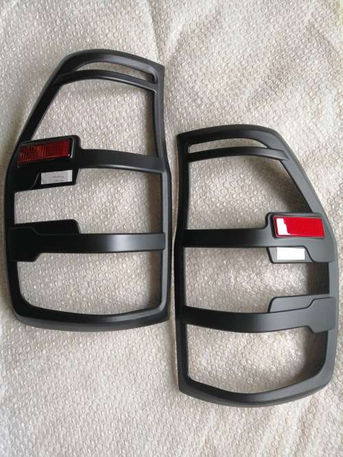 T6/T7 FORD RANGER TAIL-LIGHT TRIM 2012-2019