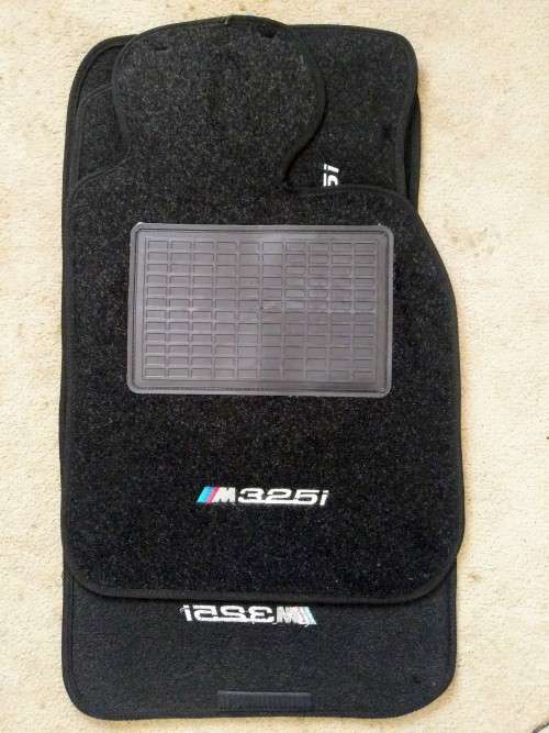 BMW F30 325i SERIES FLOOR MAT 4 PIECE