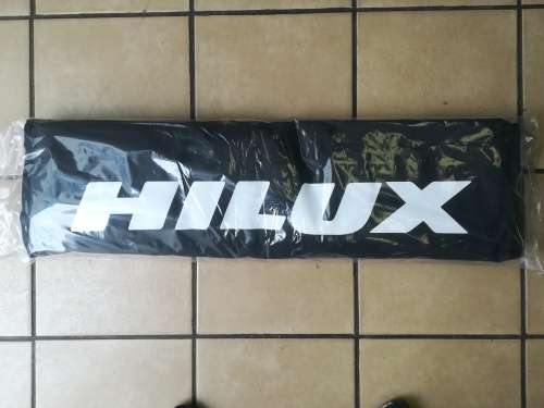 TOYOTA HILUX PADDED ROLLBAR COVER - DOUBLE PIPE