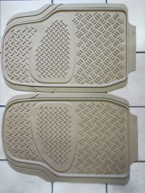 Universal 3 Piece Car Pvc Rubber Mat Fits Most Cars, SUVs, Vans & Trucks - Beige