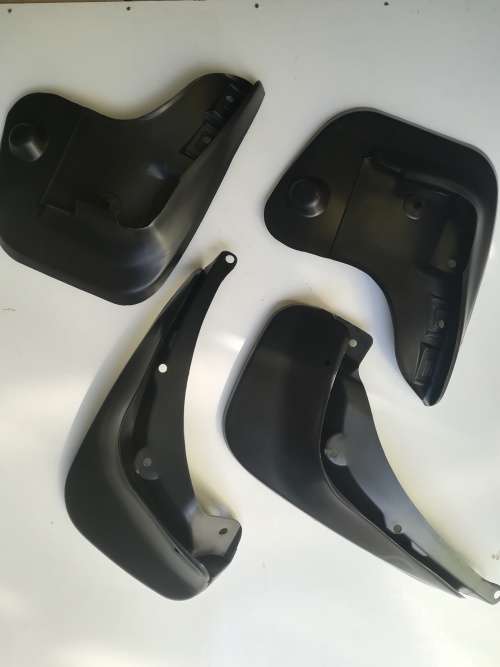 VW POLO 2002-2009 / POLO VIVO MUDFLAP SET