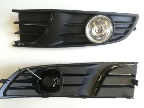V.W Polo Vivo  Foglight Set With Covers 2014+