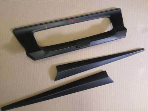 ISUZU DMAX D-MAX TAILGATE TRIM 2019+