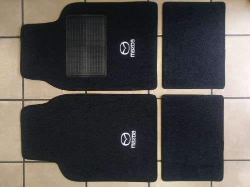 Universal Fit 4 Piece Car Mat With Mazda Logo