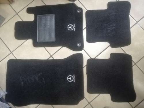 Mercedes Benz W204 Series Car Mat Set - 4 Piece