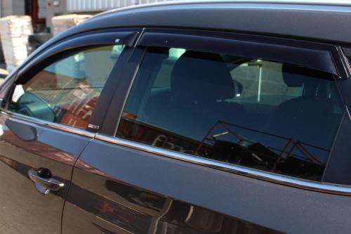 Hyundai Tucson  Gloss Black Windshields Set of 4