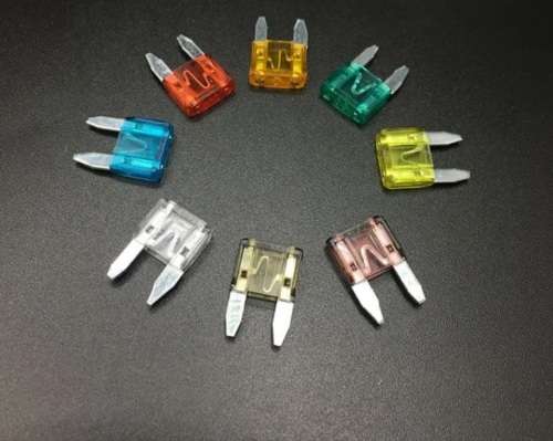 20 Amp Plug In / Blade Fuse