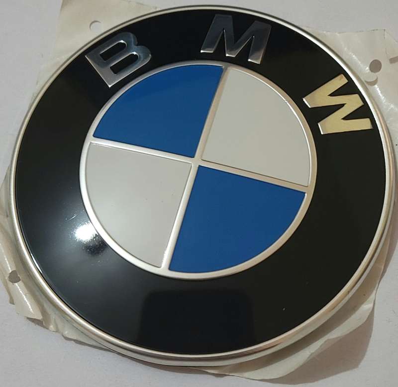BMW 82mm Bonnet/Trunk Badge Clip on for E46 E39 E36 E60 E90 F30 E53 E34 E30 F10 F20