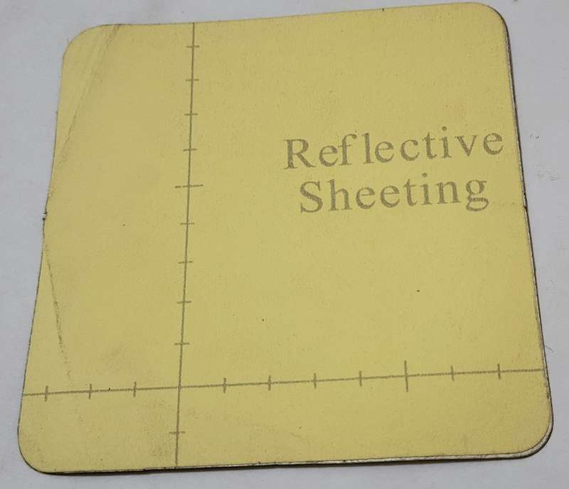 Caution Reflective Label: Reflective Sheeting, Adhesive Sign Mounting