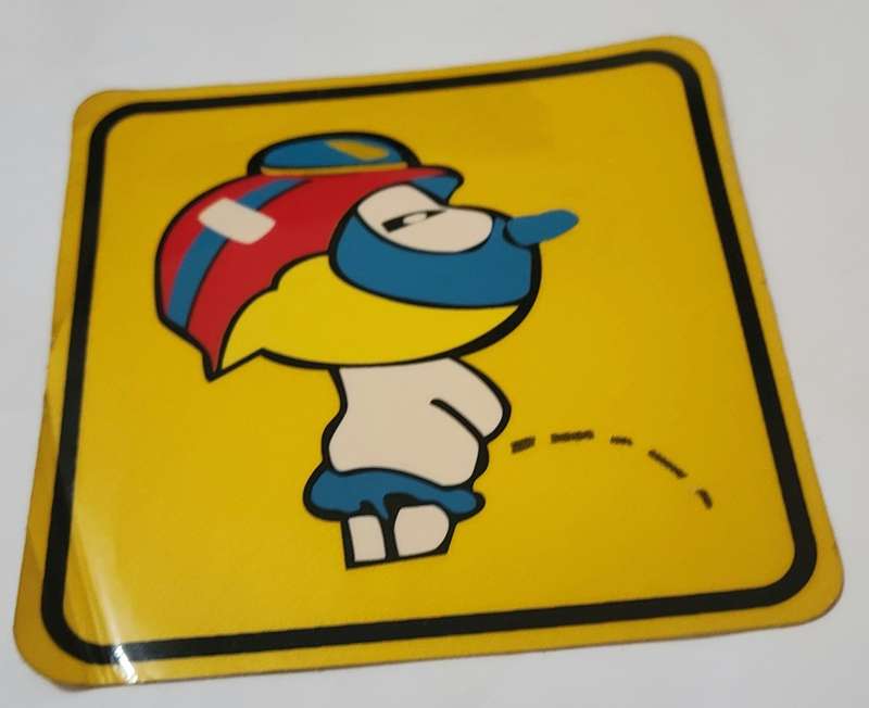Caution Reflective Label: Reflective Sheeting, Adhesive Sign Mounting