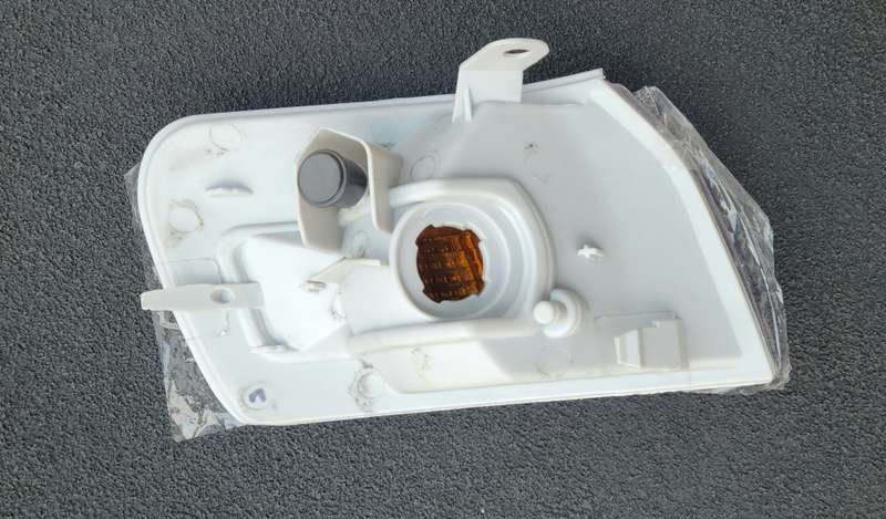 Toyota Corolla AE110 1995 Clear Corner Light Left Side