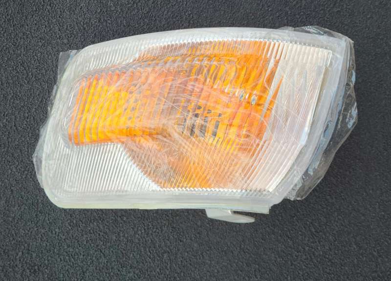 Toyota Corolla AE110 1995 Clear Corner Light Left Side