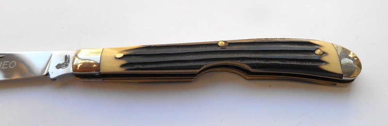 Vintage Queen Steel USA Easy Open Pocket Knife