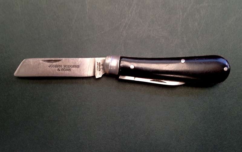 Vintage Joseph Rodgers & Sons pocket knife, Sheffield, England.