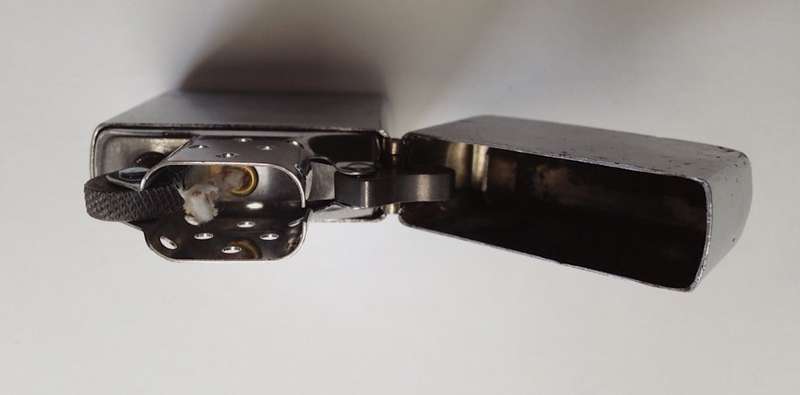 Zippo brushed steel lighter (XI) 1995