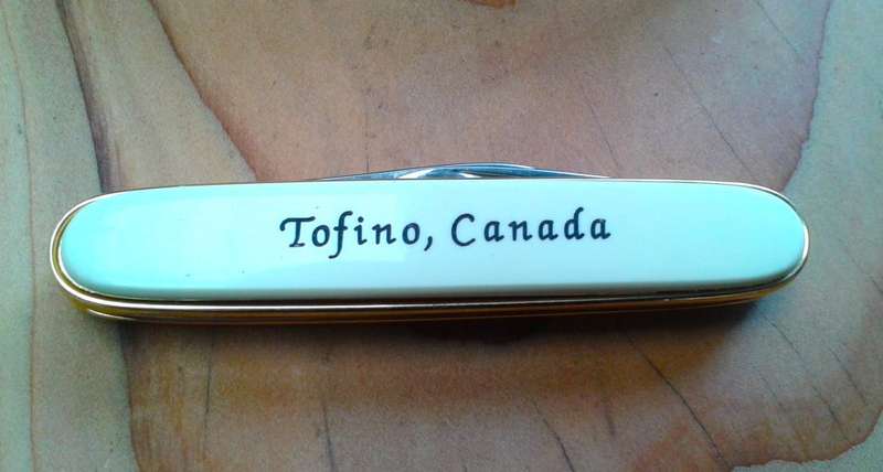 Boxed pocket knife "Tofino Canada"