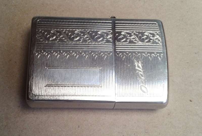 Stainless steel Zippo - engraved/ leaf pattern 2018 USA