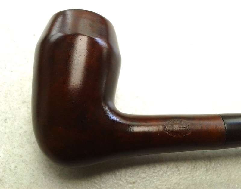 Bruyère Garantie Churchwarden Pipe
