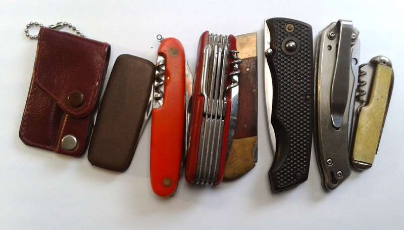 Pocket knife lot