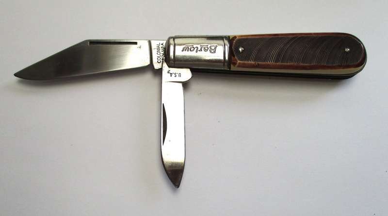 Colonial Province USA Barlow pocket knife